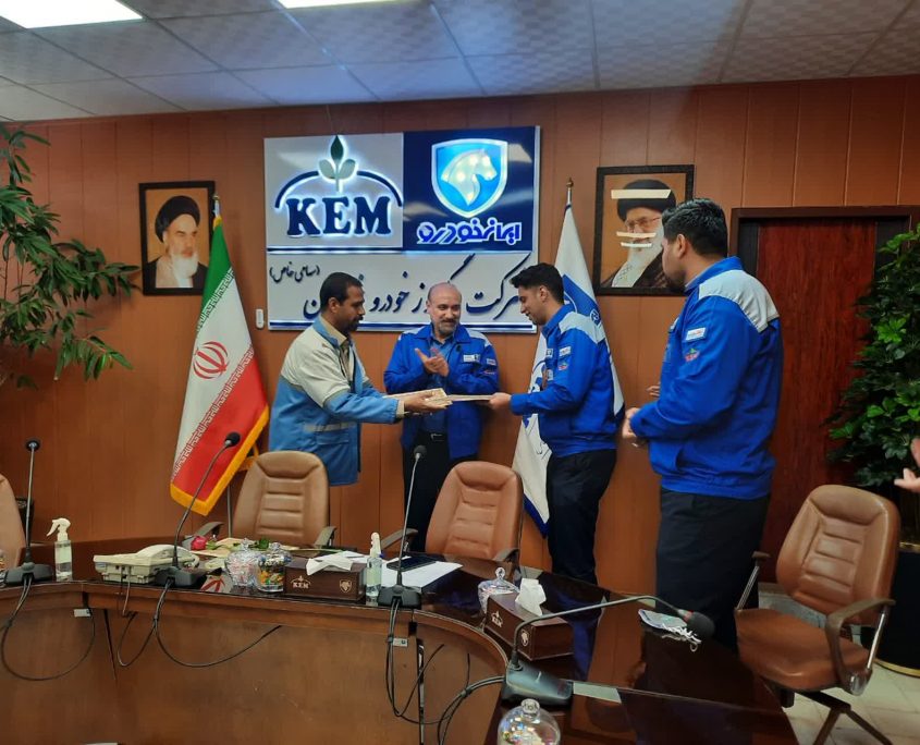 942ed2f4-a425-4cda-b6c8-5b05d2ca73d1 ساسان سیرانی